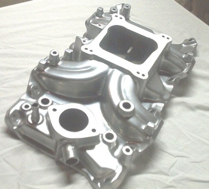 Mopar intake manifold in Super Chrome