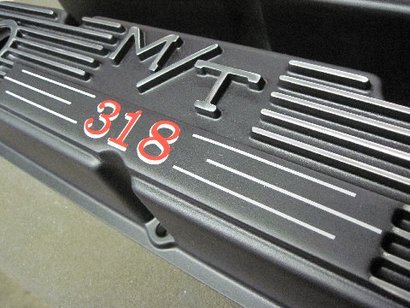 Small block Mopar M/T valve cover in Silk Satin Black with custom decal